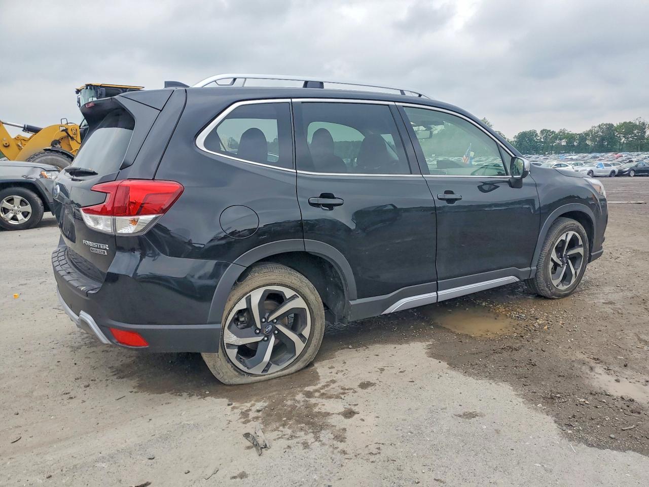 2023 SUBARU FORESTER
