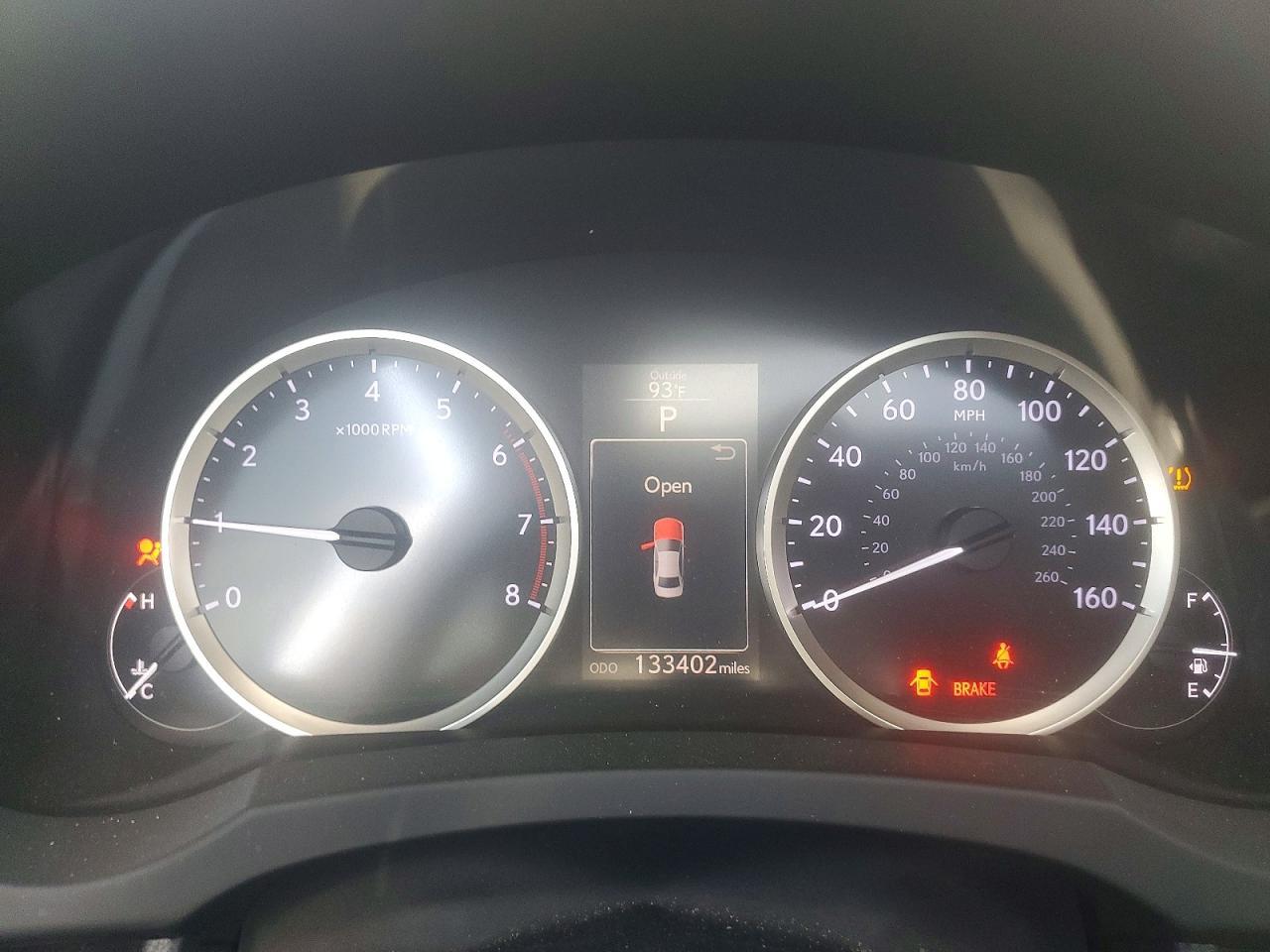 2016 LEXUS IS 200t