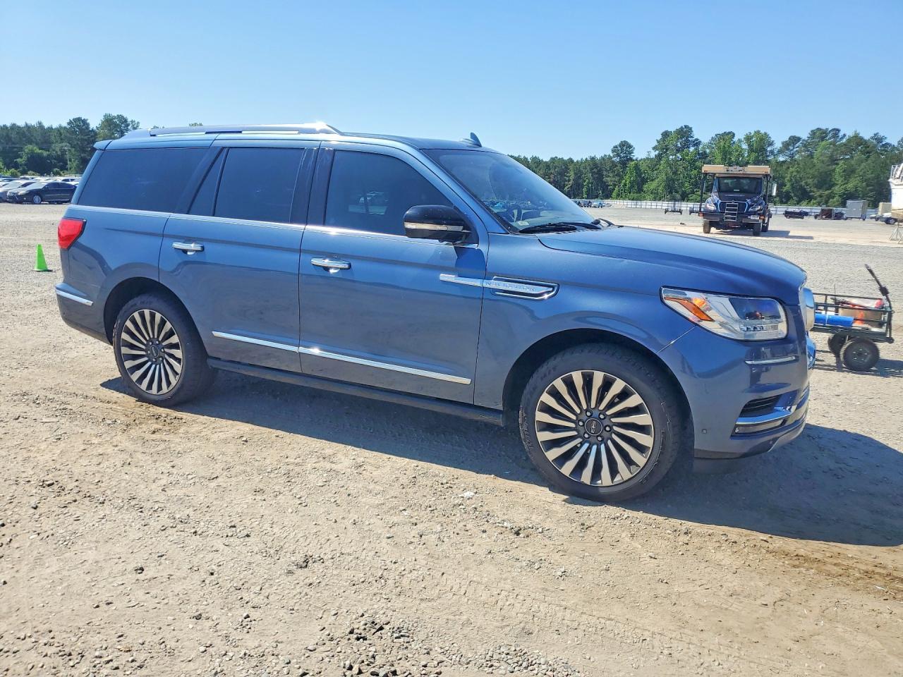 2018 LINCOLN Navigator