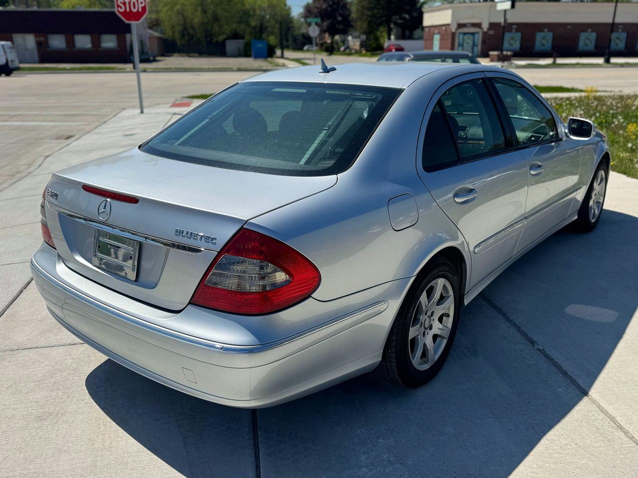 2008 MERCEDES-BENZ E-Class