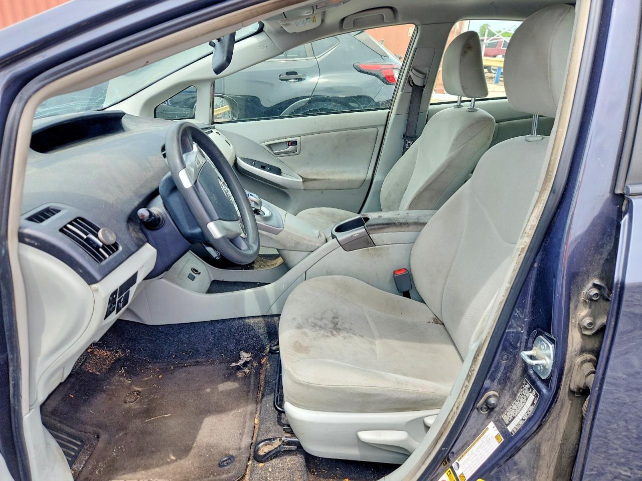 2015 TOYOTA PRIUS