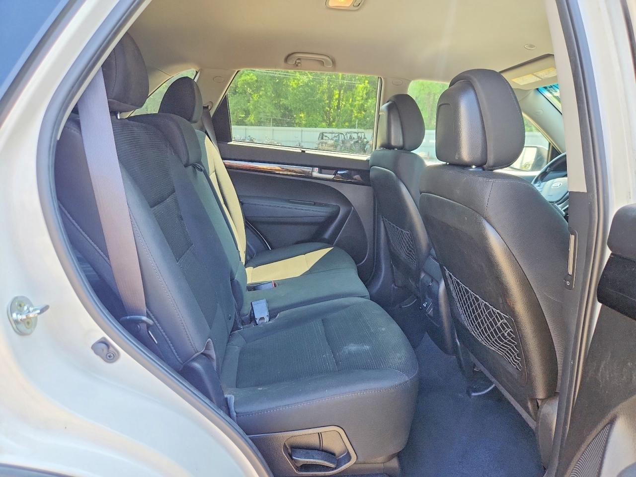 2015 KIA SORENTO