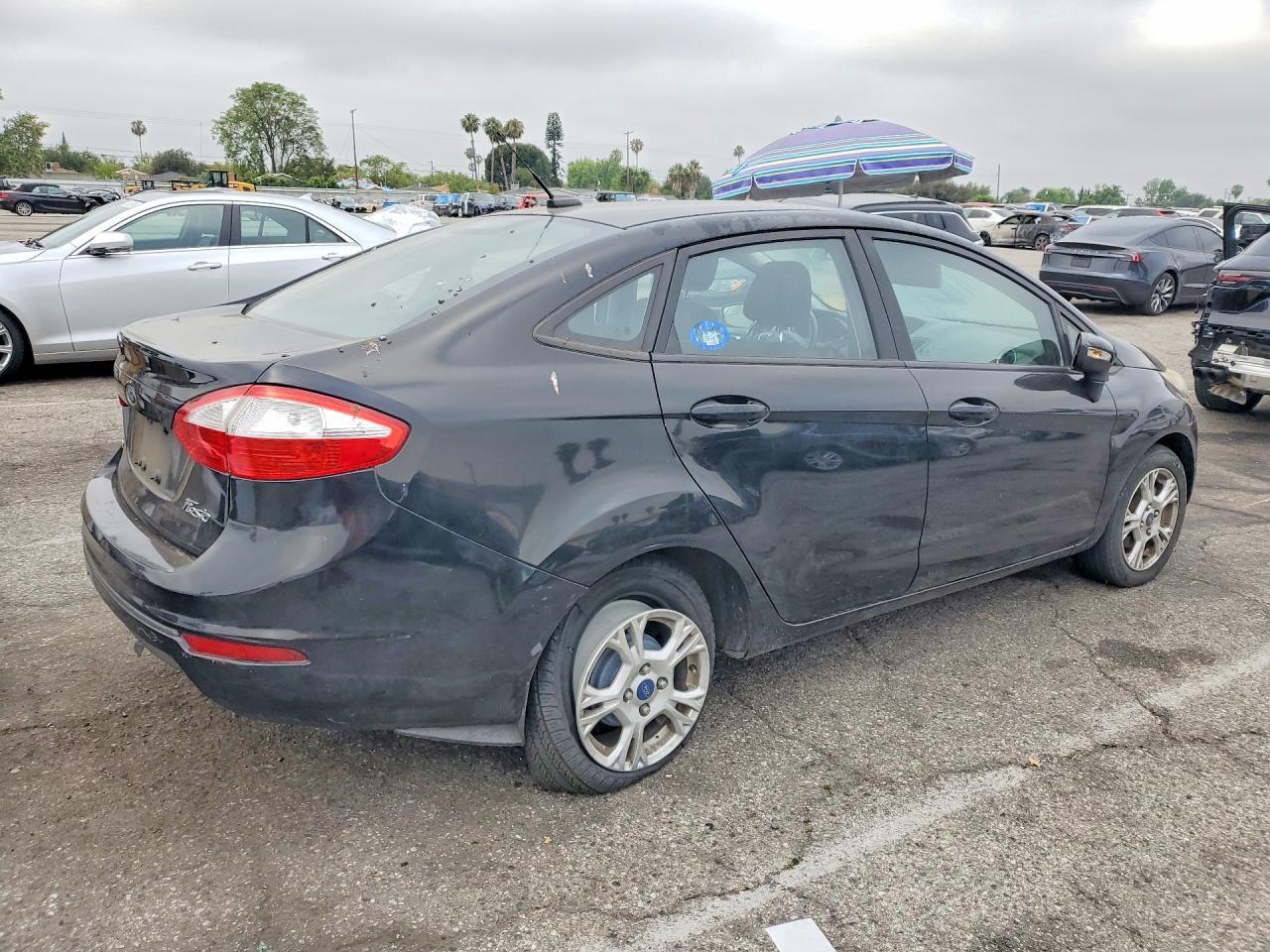 2016 FORD Fiesta