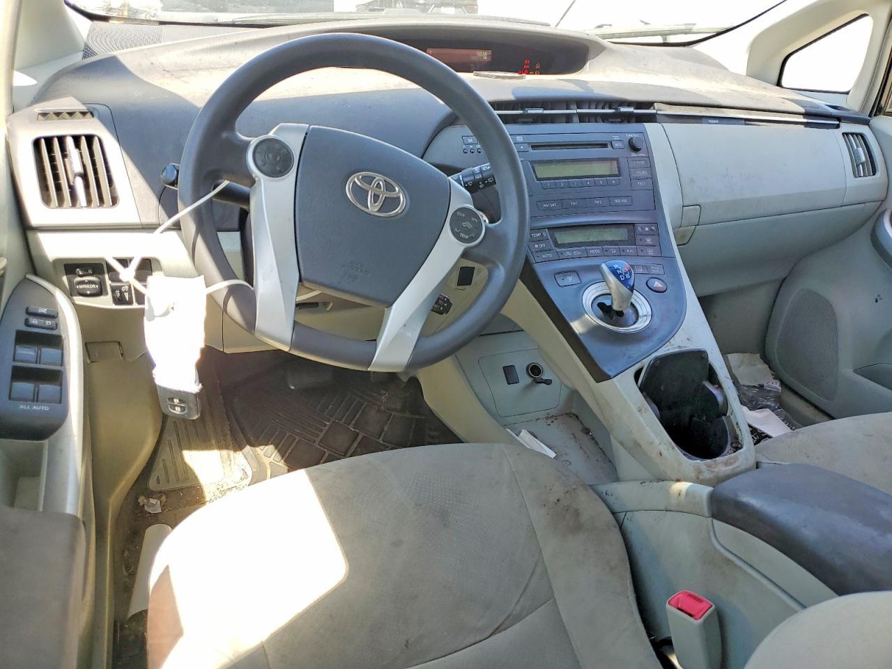 2010 TOYOTA PRIUS
