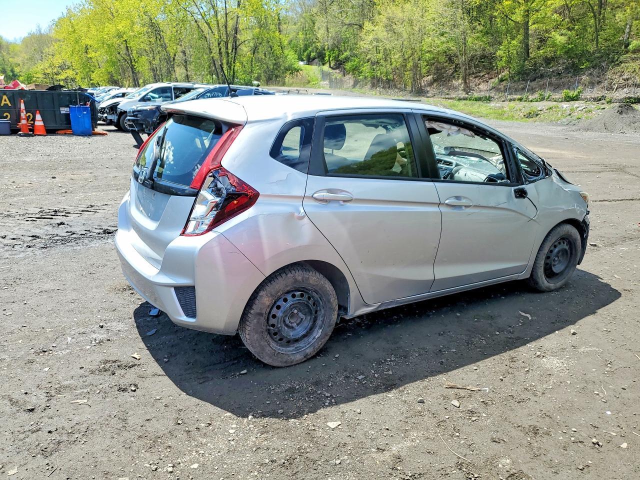 2016 HONDA FIT