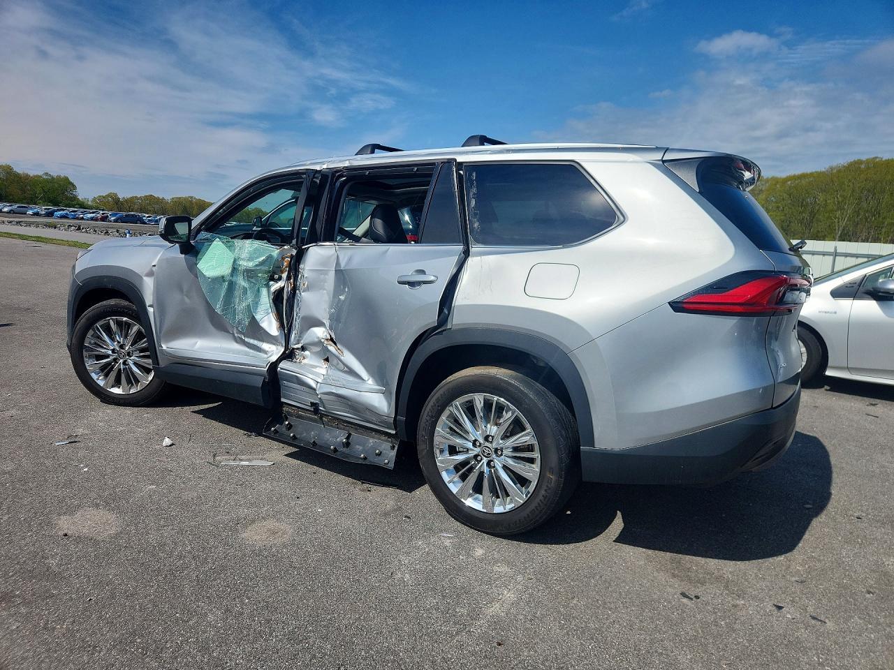 2024 TOYOTA HIGHLANDER