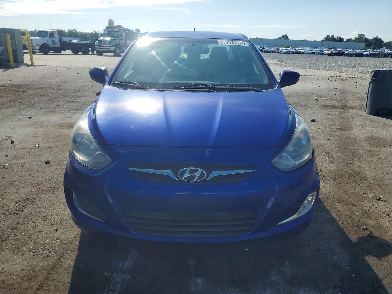 2013 HYUNDAI ACCENT