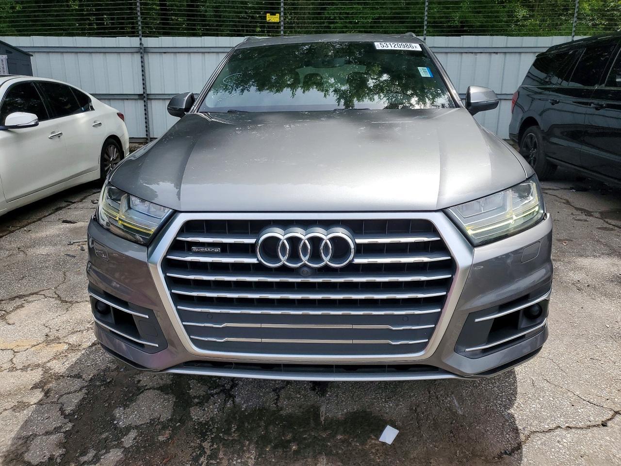 2017 AUDI Q7