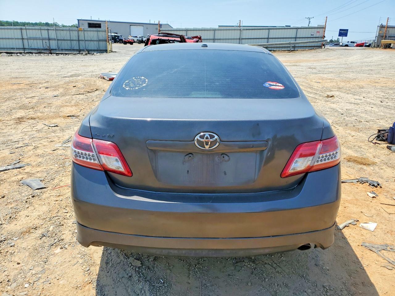 2011 TOYOTA CAMRY