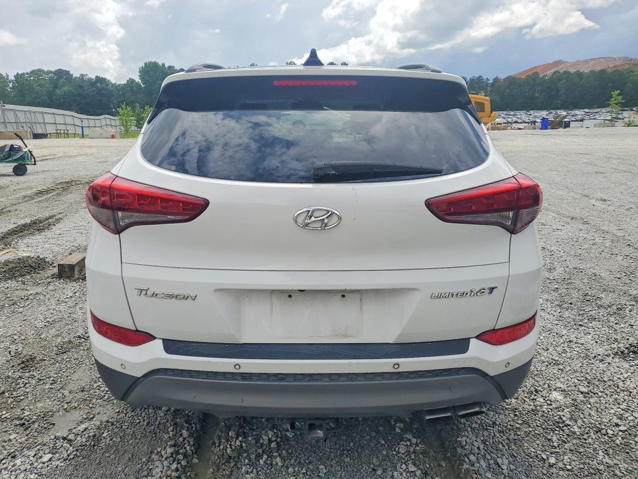 2016 HYUNDAI TUCSON