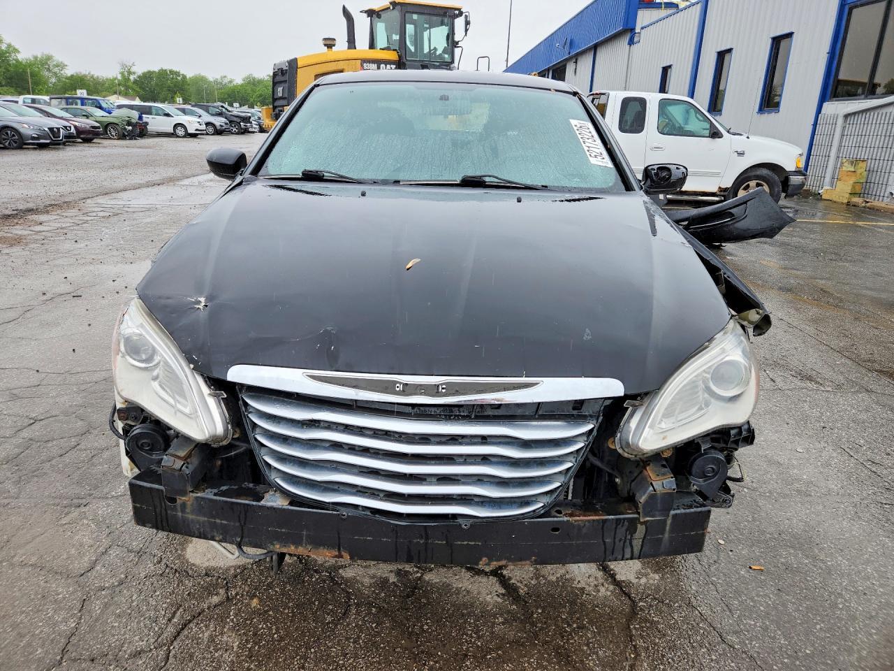 2014 CHRYSLER 200