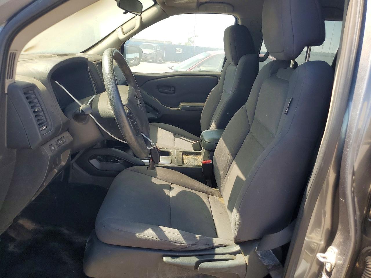 2022 NISSAN Frontier
