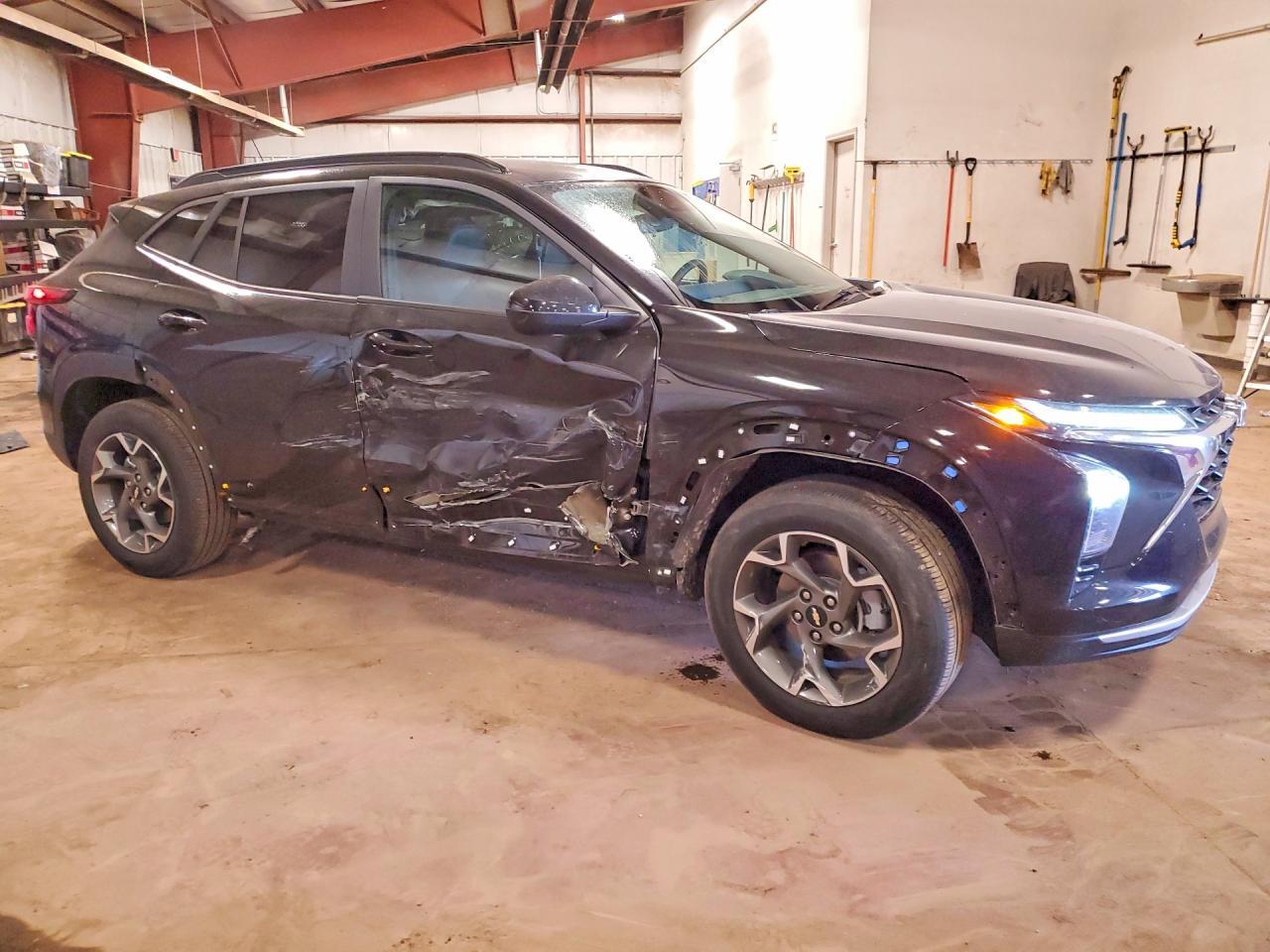 2025 CHEVROLET TRAX