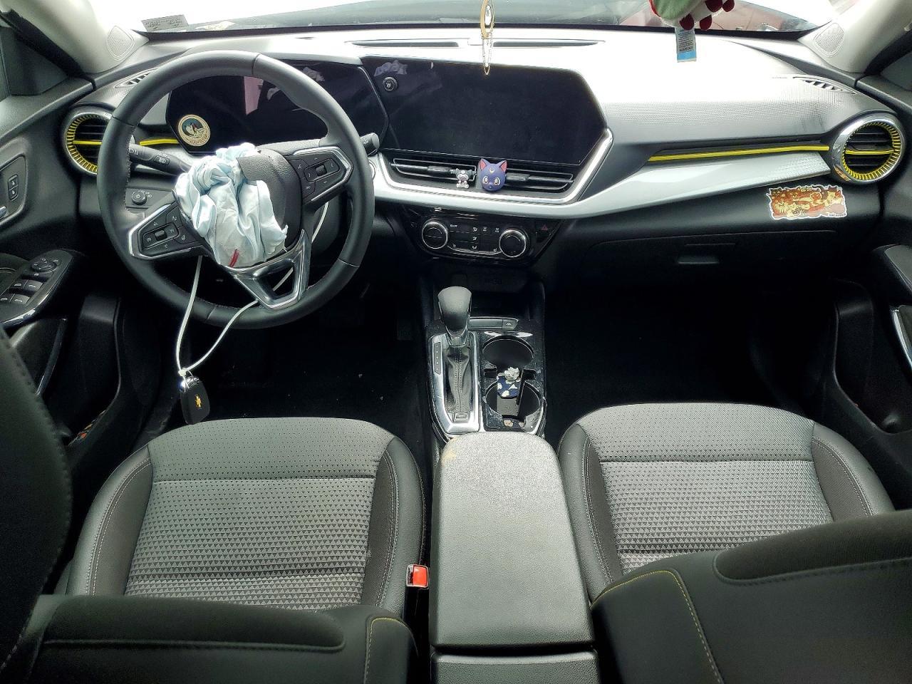 2024 CHEVROLET TRAX