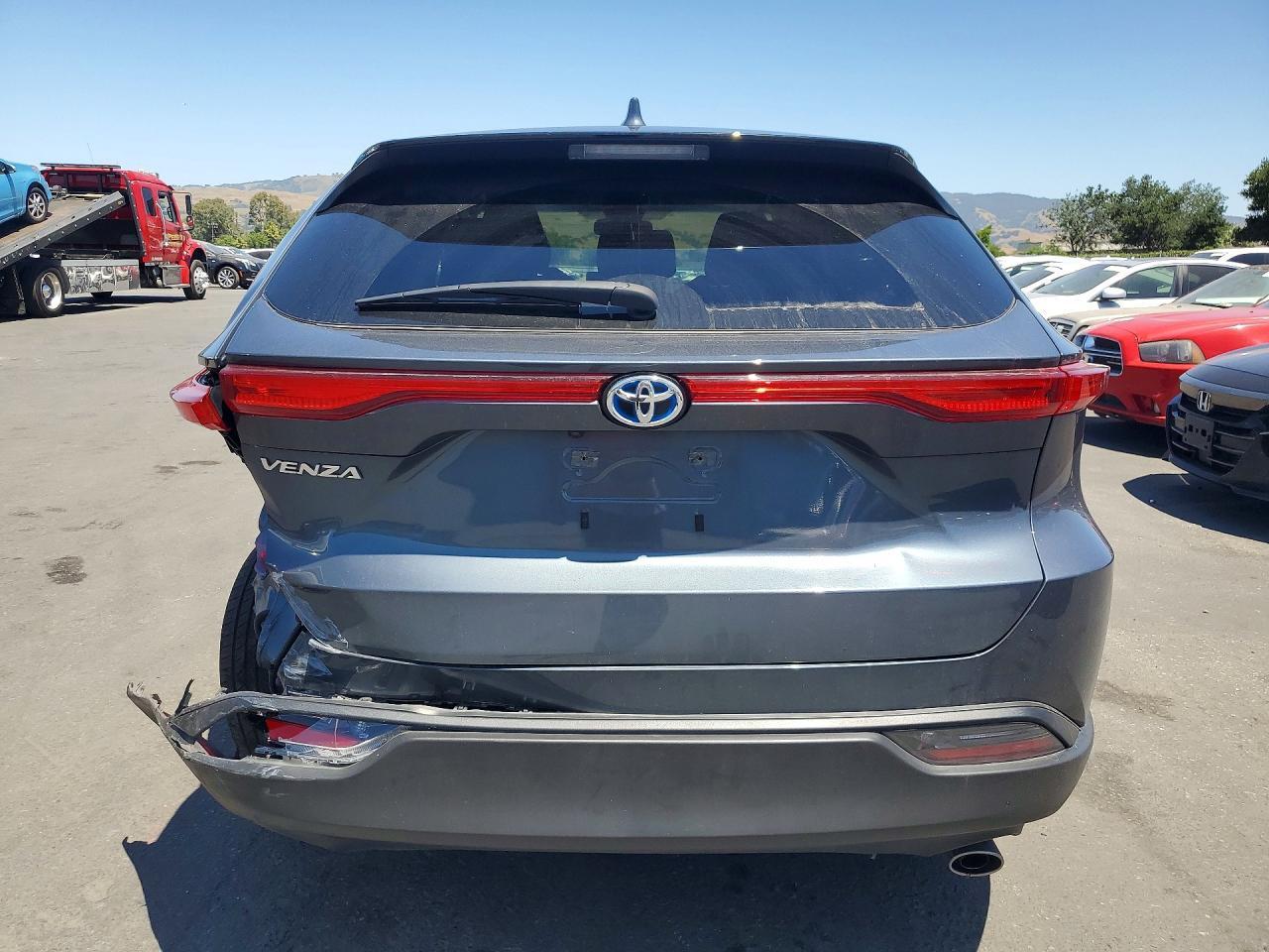 2024 TOYOTA VENZA