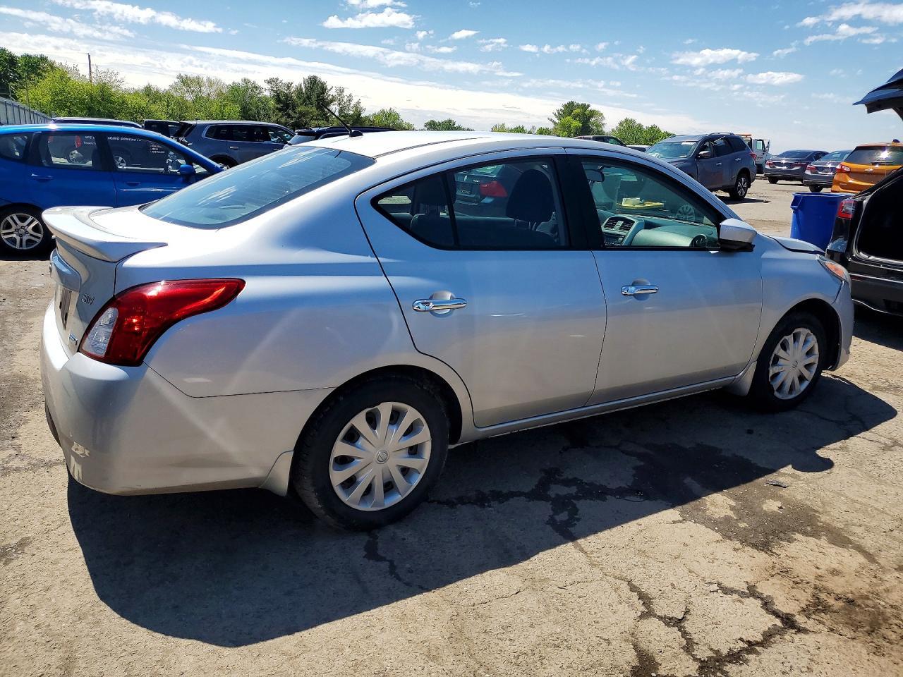 2016 NISSAN VERSA