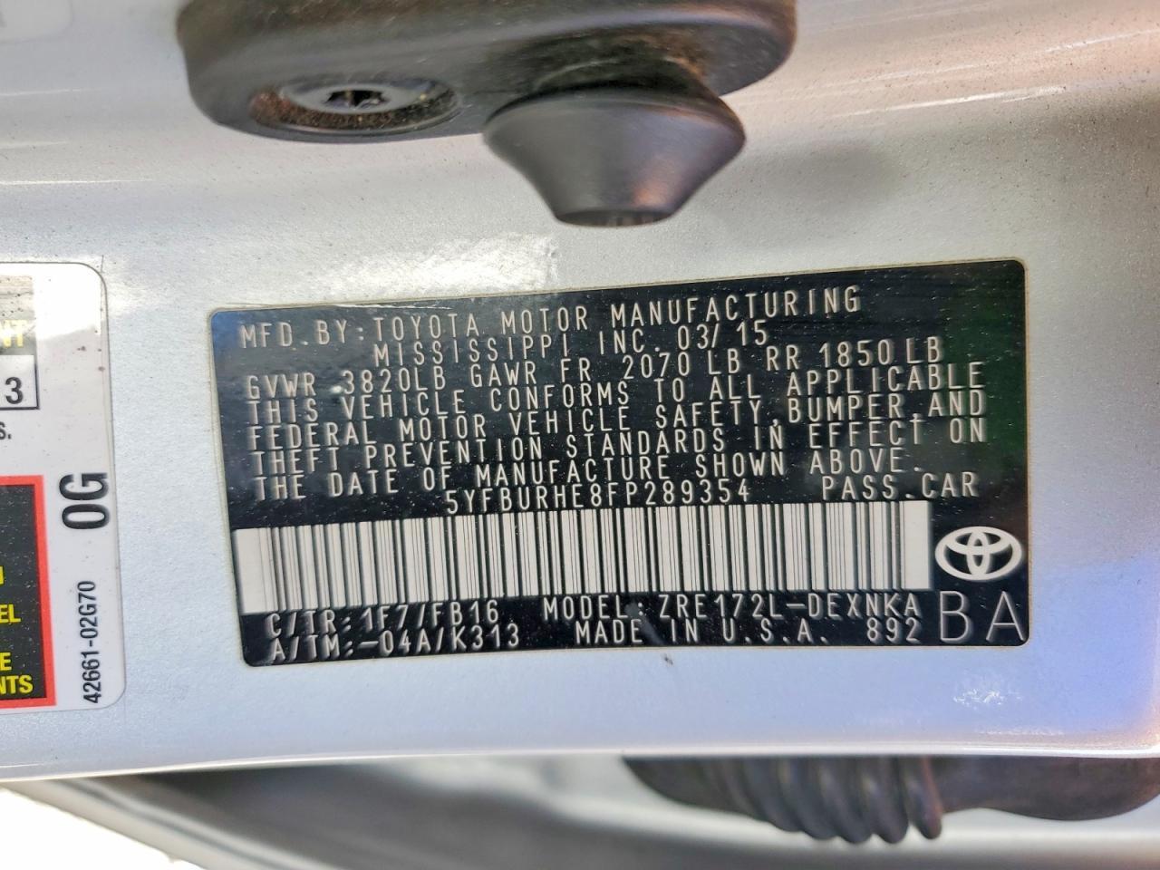 2015 TOYOTA COROLLA