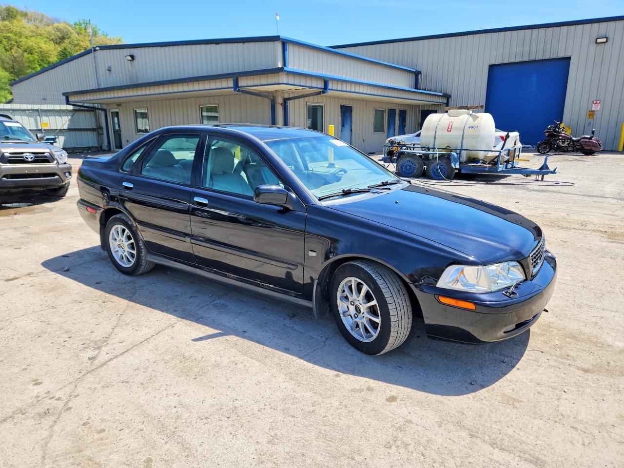 2003 VOLVO S40