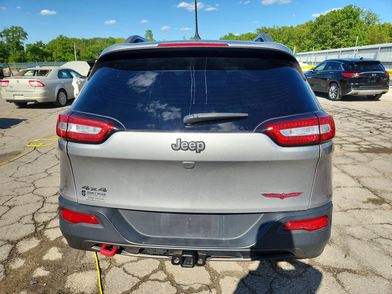 2016 JEEP CHEROKEE