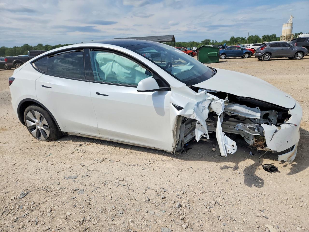 2020 TESLA MODEL Y