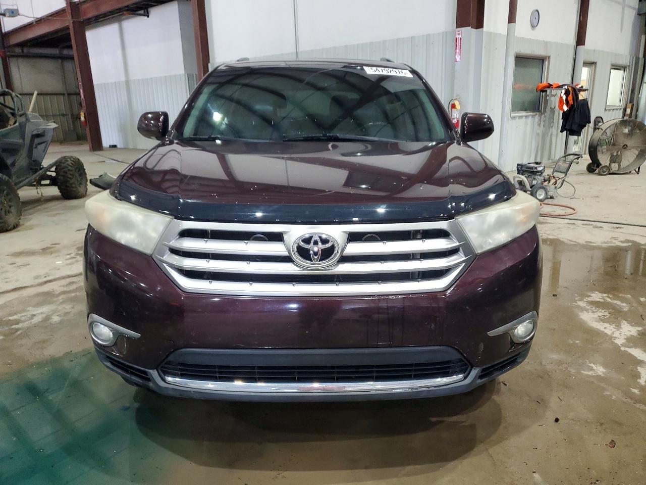 2011 TOYOTA HIGHLANDER