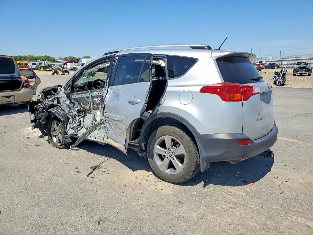 2015 TOYOTA RAV4