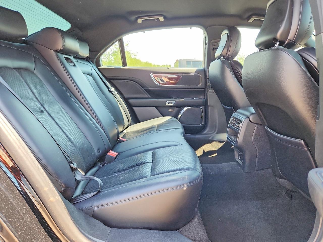 2019 LINCOLN Continental