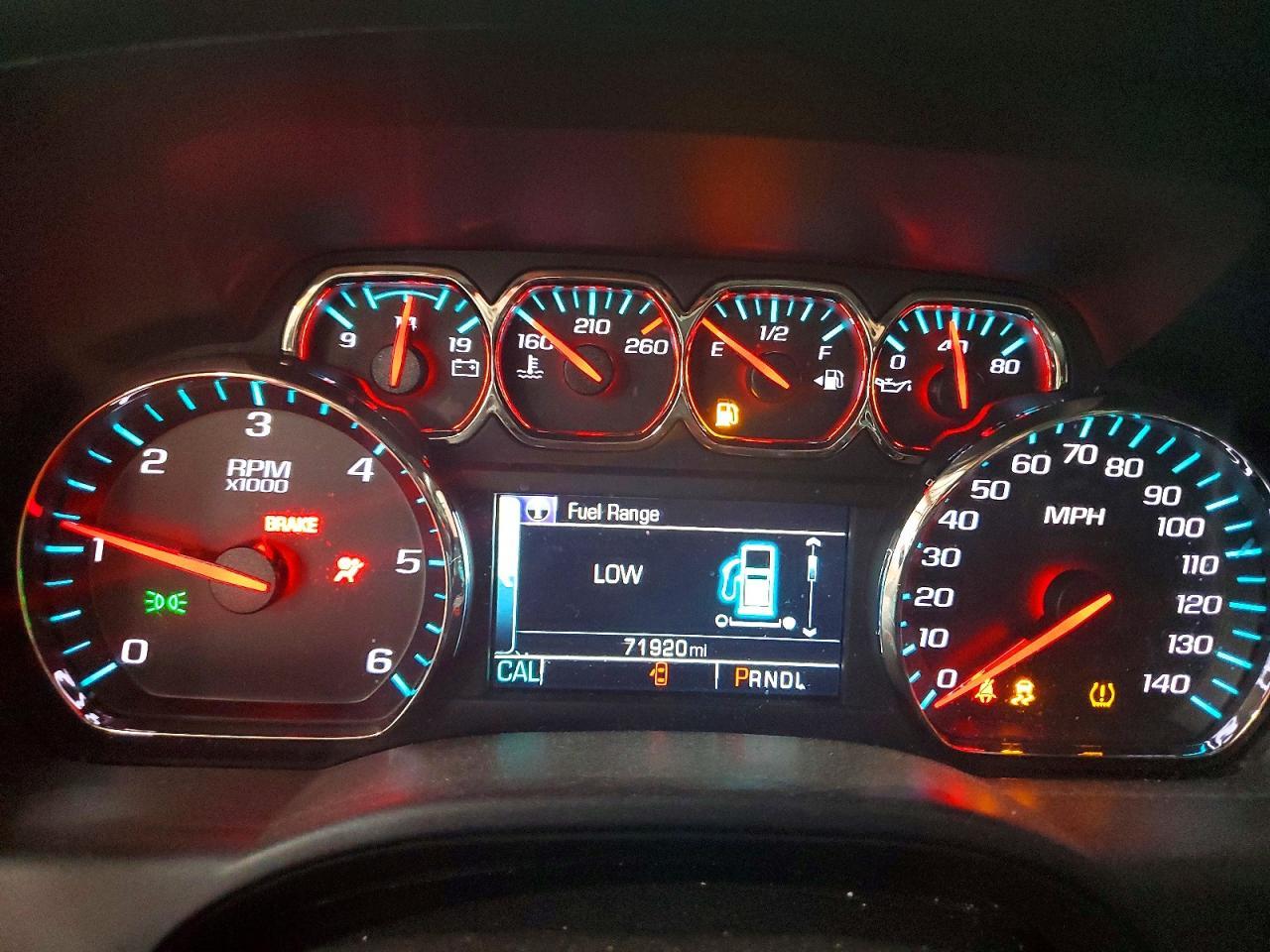 2018 CHEVROLET Silverado