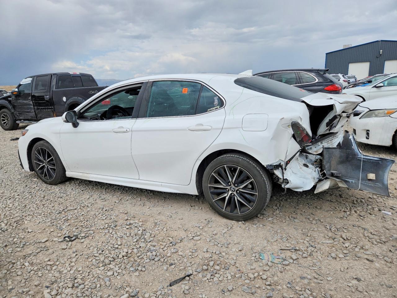 2023 TOYOTA CAMRY