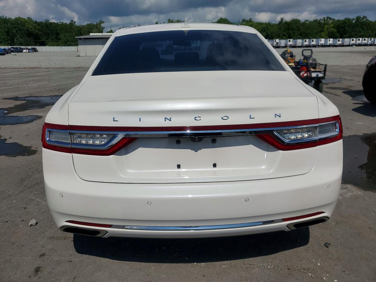 2018 LINCOLN Continental