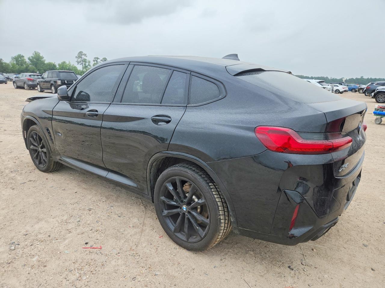 2025 BMW X4