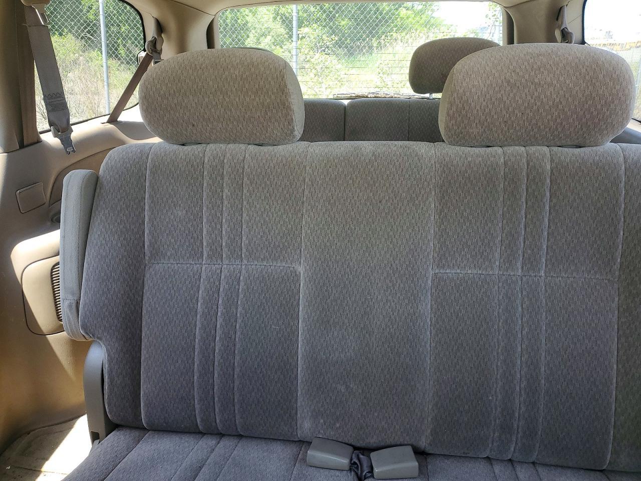 2002 TOYOTA SIENNA