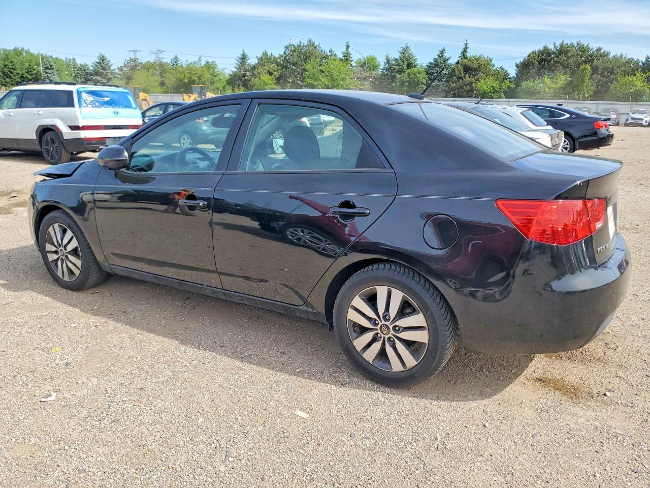 2013 KIA FORTE