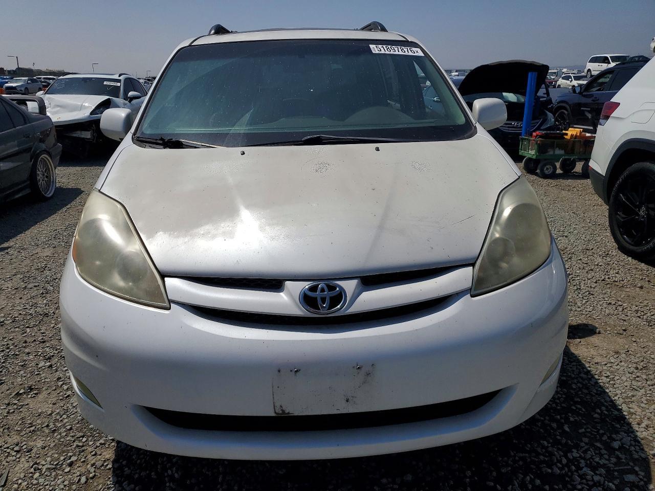 2006 TOYOTA SIENNA