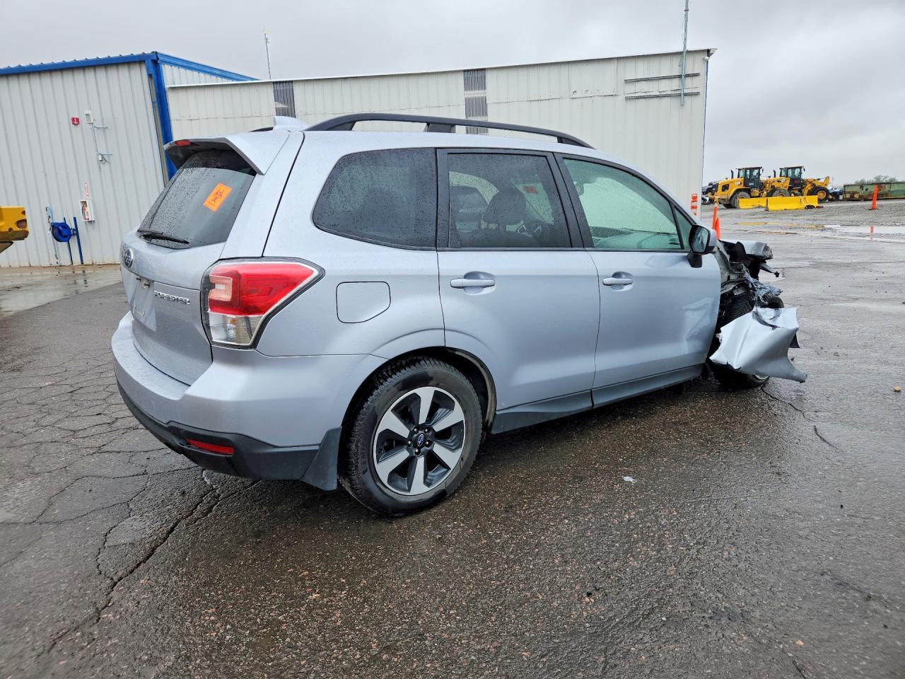 2018 SUBARU FORESTER