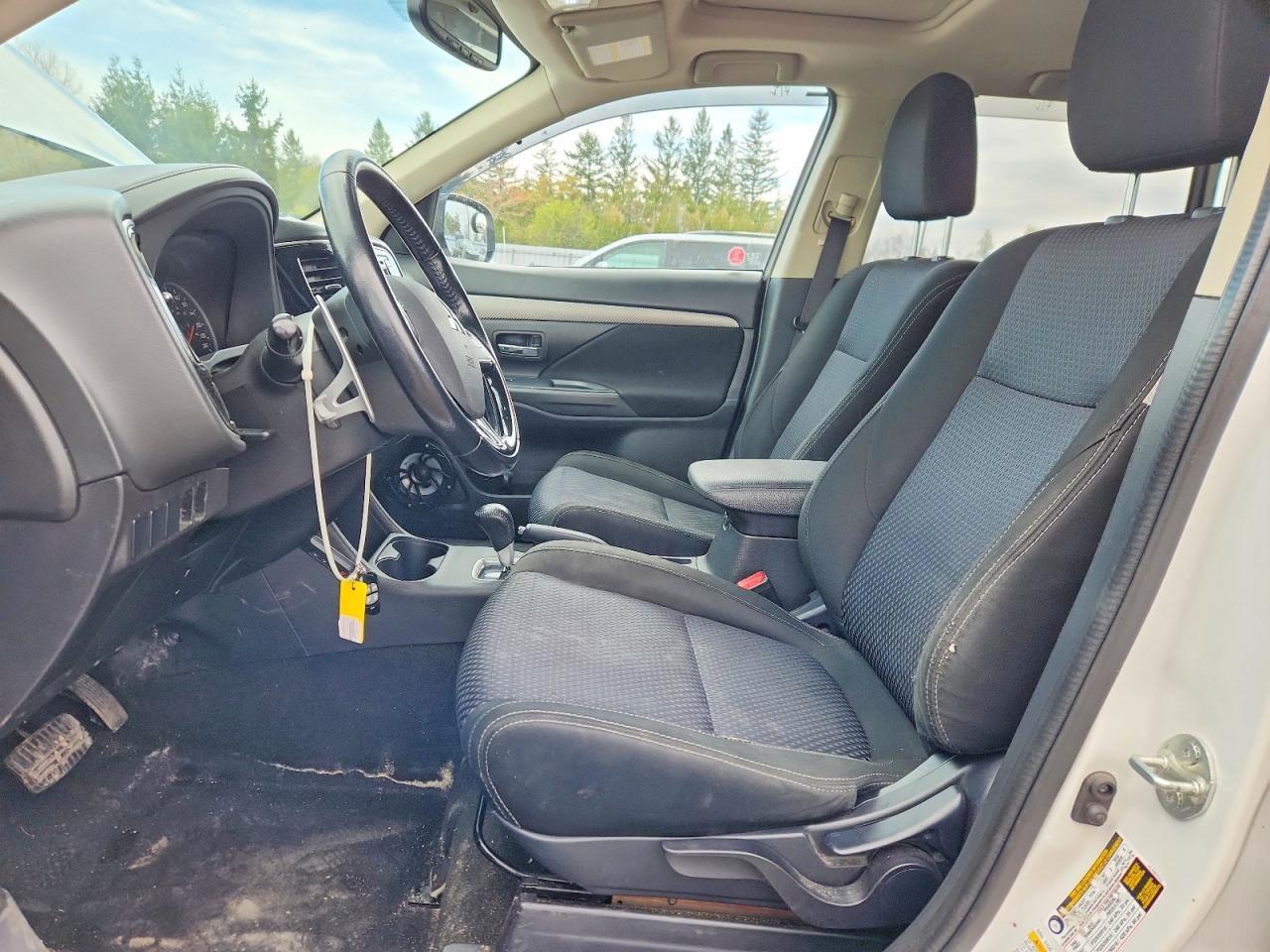 2016 MITSUBISHI outlander
