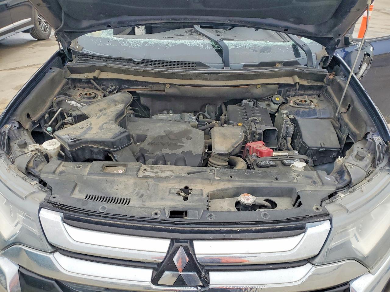 2016 MITSUBISHI outlander