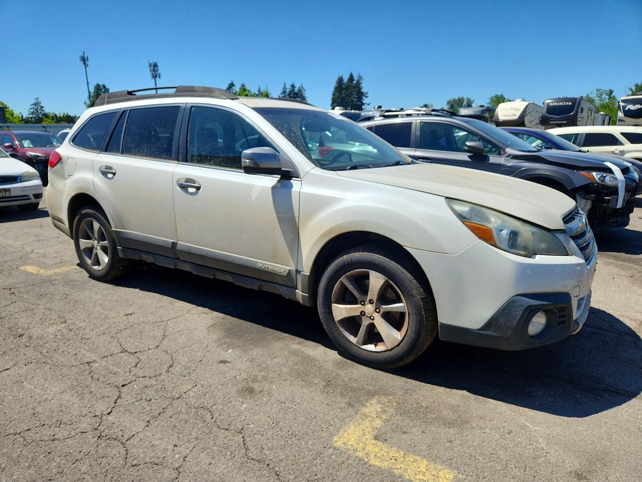 2014 SUBARU Outback