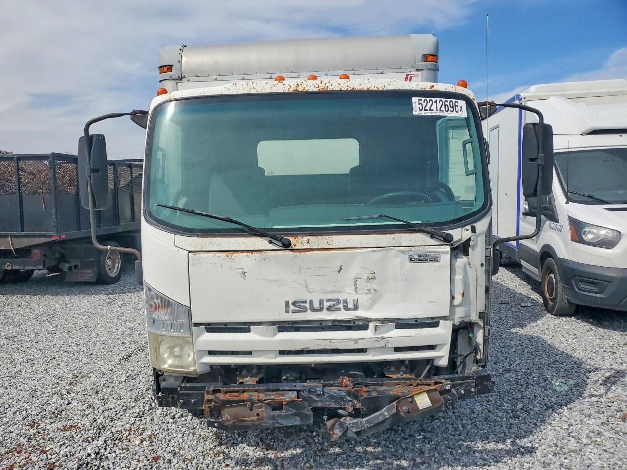 2011 ISUZU NPR