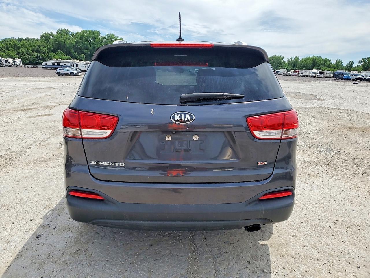 2017 KIA SORENTO