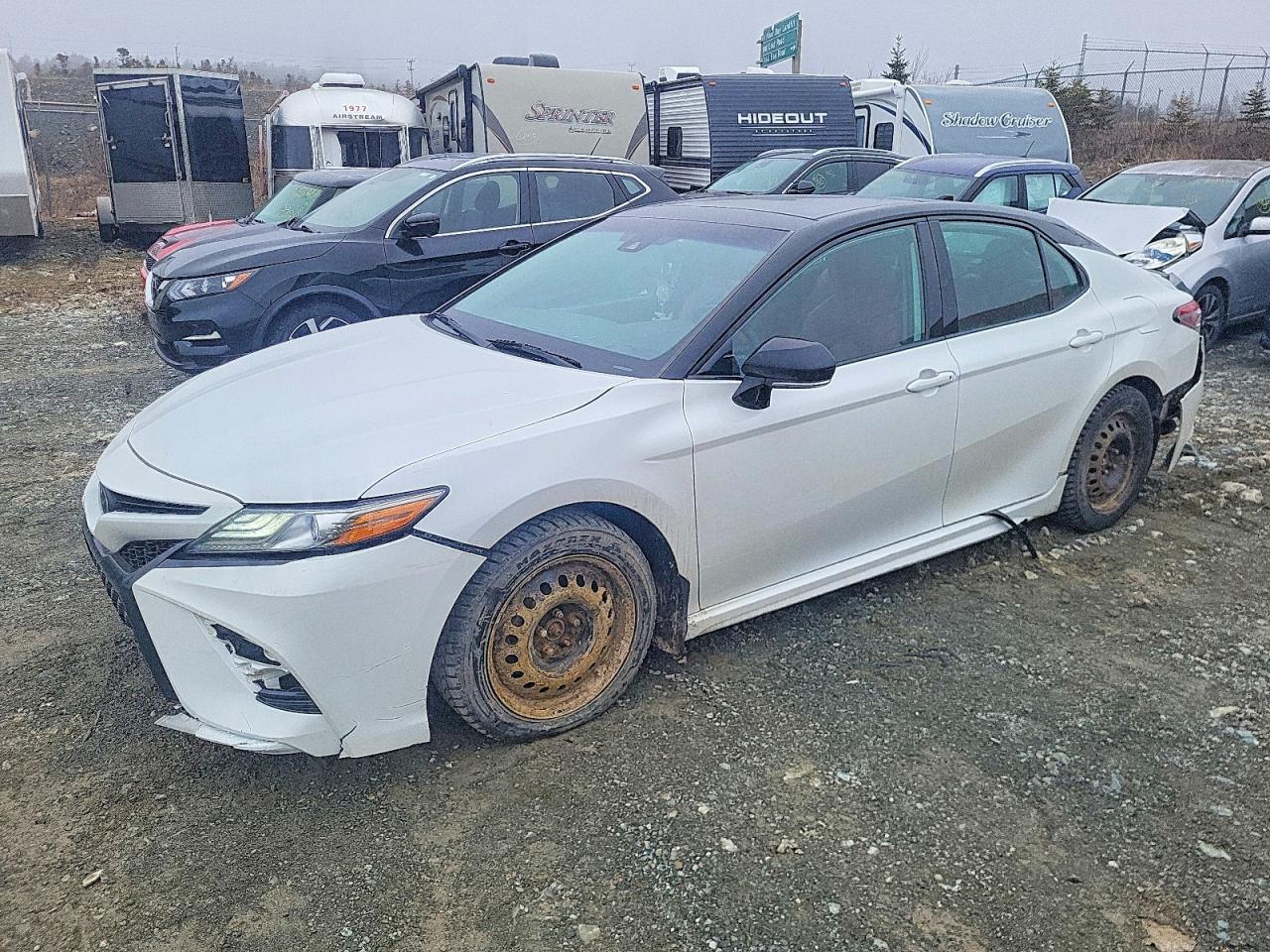 2019 TOYOTA CAMRY