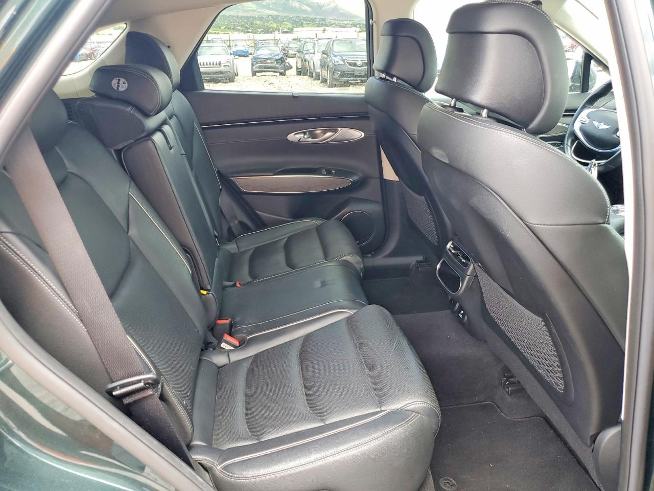2022 GENESIS GV70