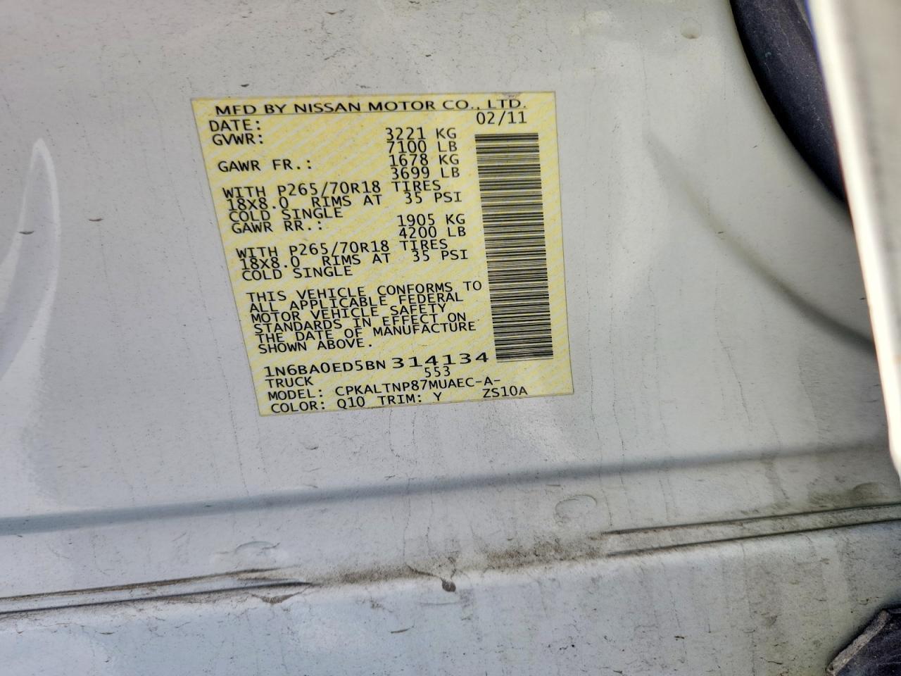 2011 NISSAN Titan