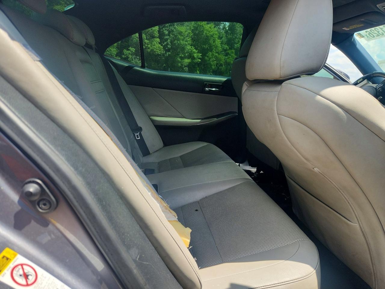 2016 LEXUS IS 200t