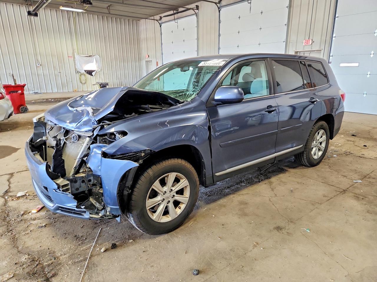 2011 TOYOTA HIGHLANDER