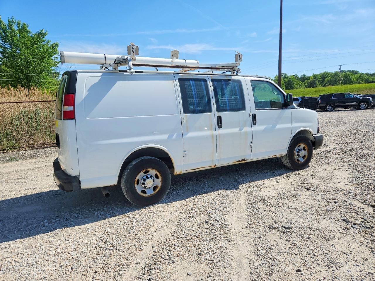2013 CHEVROLET EXPRESS 2500
