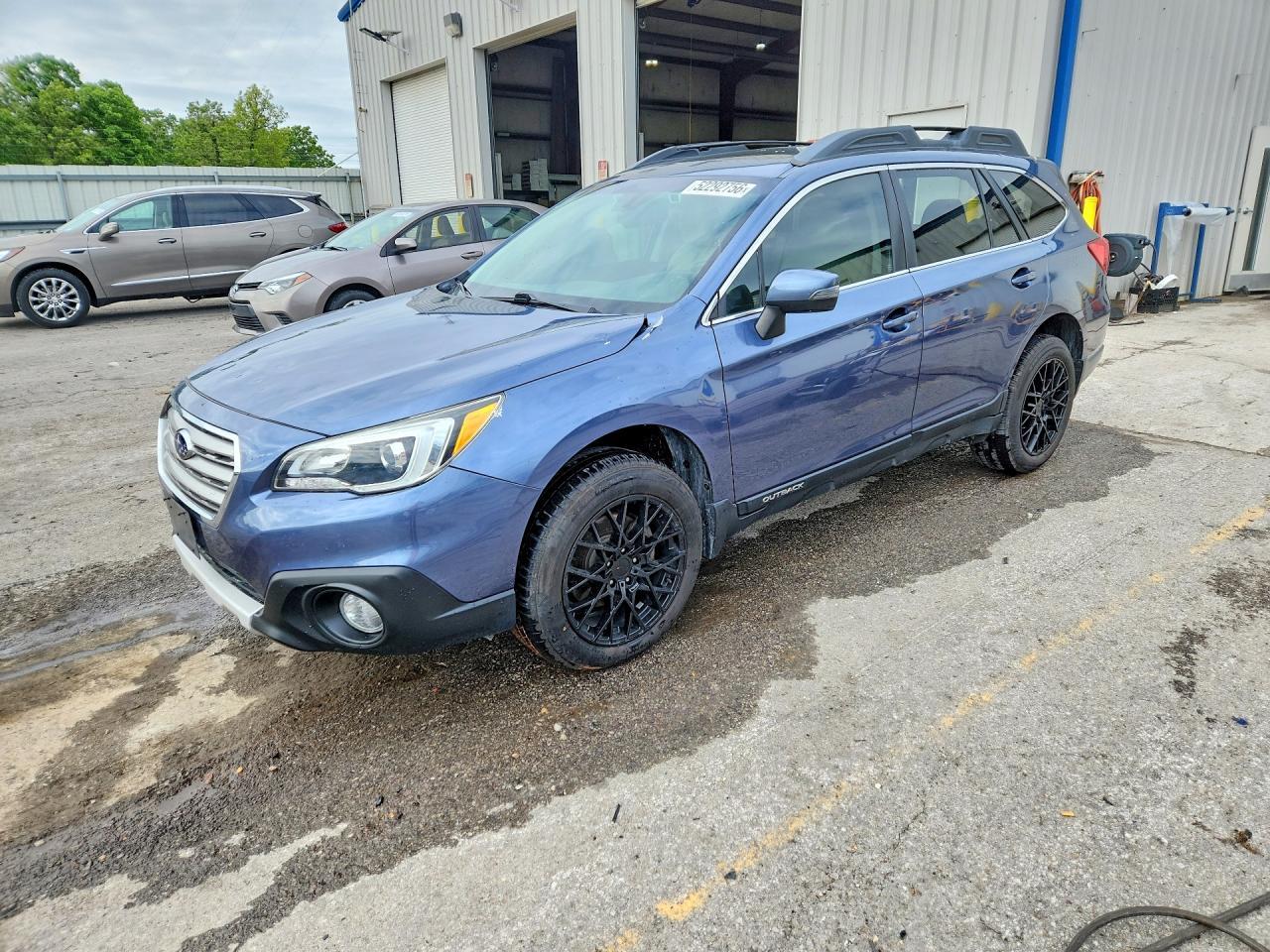 2017 SUBARU Outback