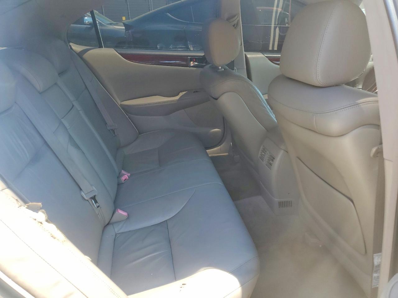 2004 LEXUS ES 330