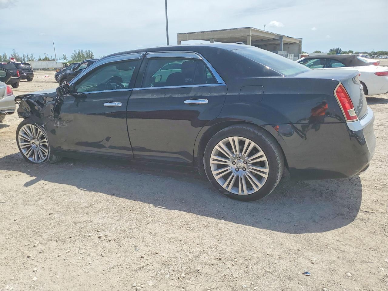 2012 CHRYSLER 300