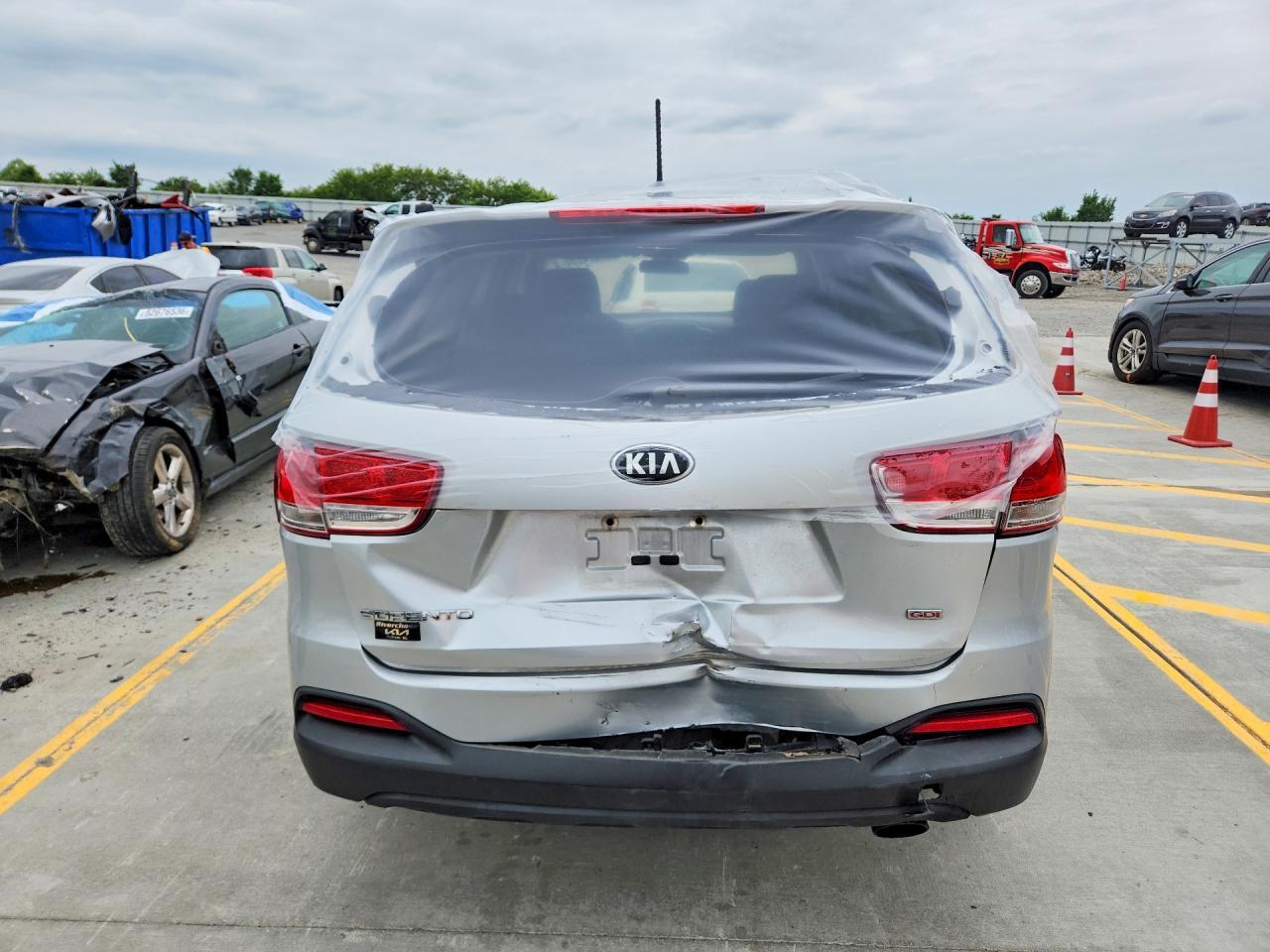 2017 KIA SORENTO